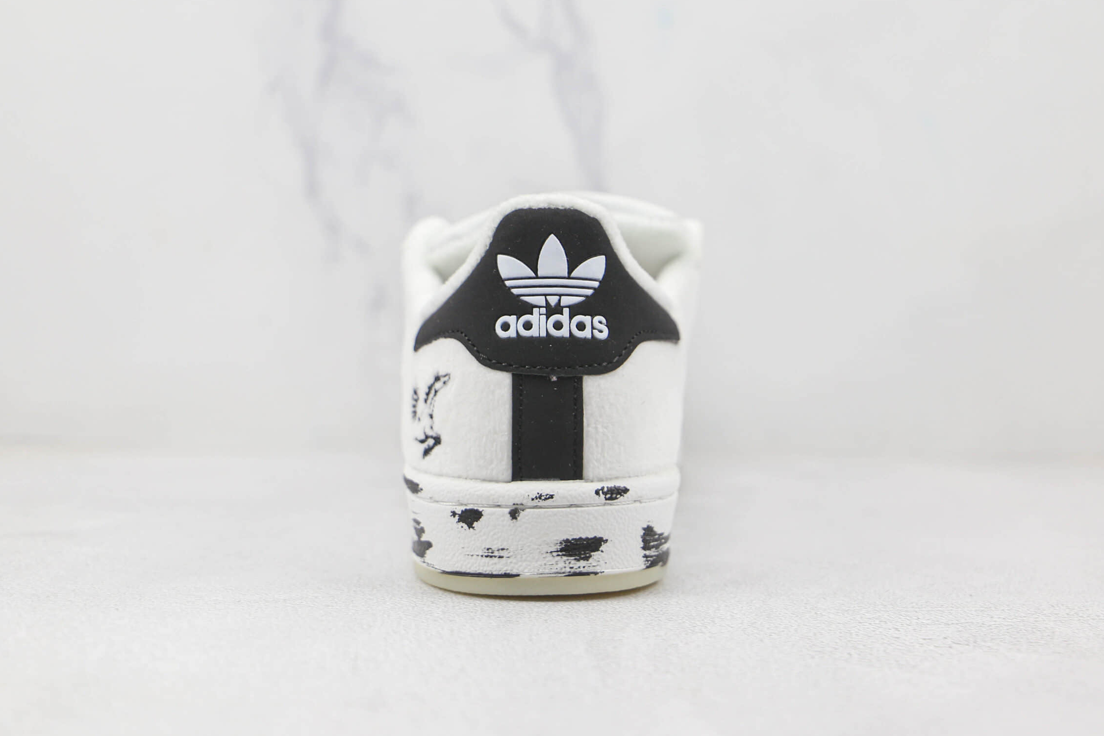 Adidas Originals Superstar Corduroy Cloud White Core Black FZ5568 - Stylish and Versatile Sneakers
