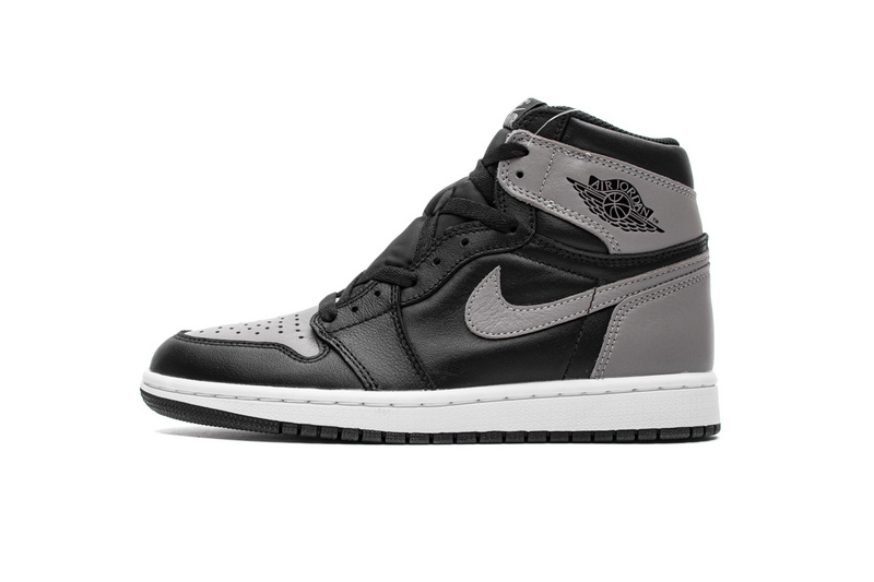 Air Jordan 1 Retro High OG 'Shadow' 2018 555088-013 - Premium Sneakers with Timeless Style