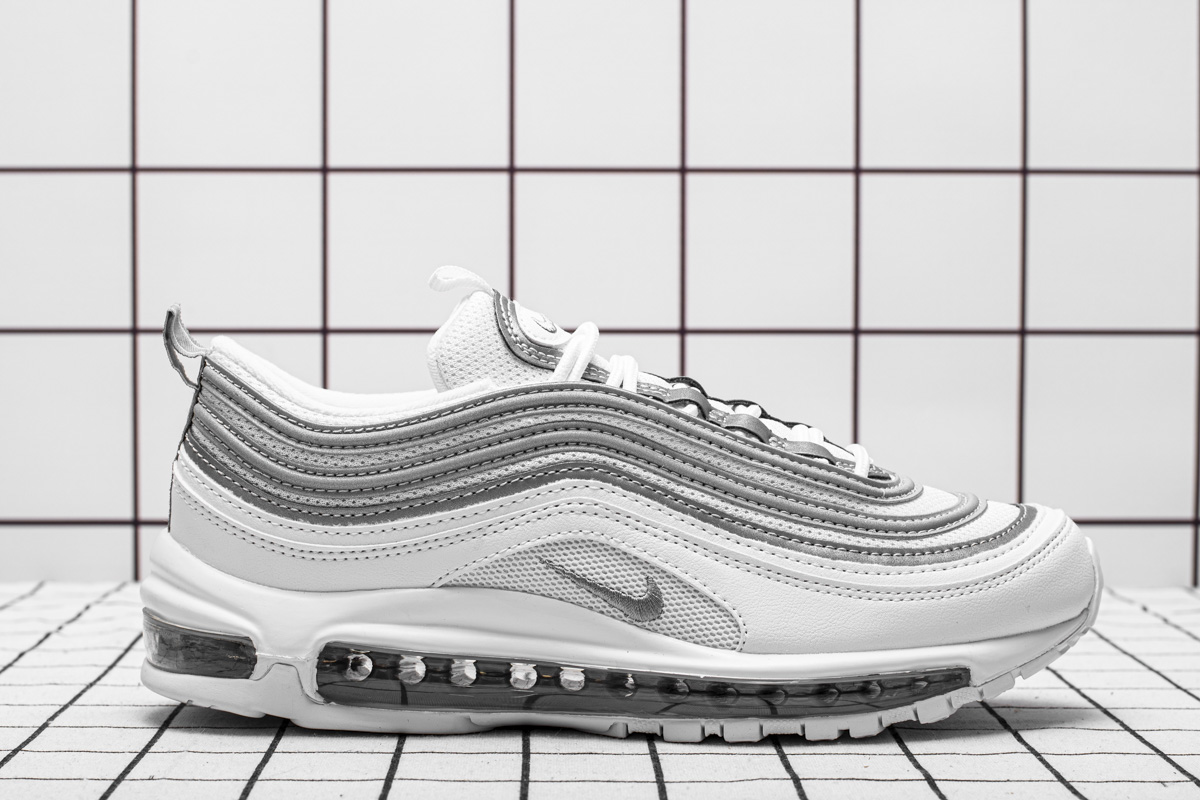 Nike Air Max 97 'White Silver' 921826-105 - Stylish and Classic Sneakers for Every Occasion