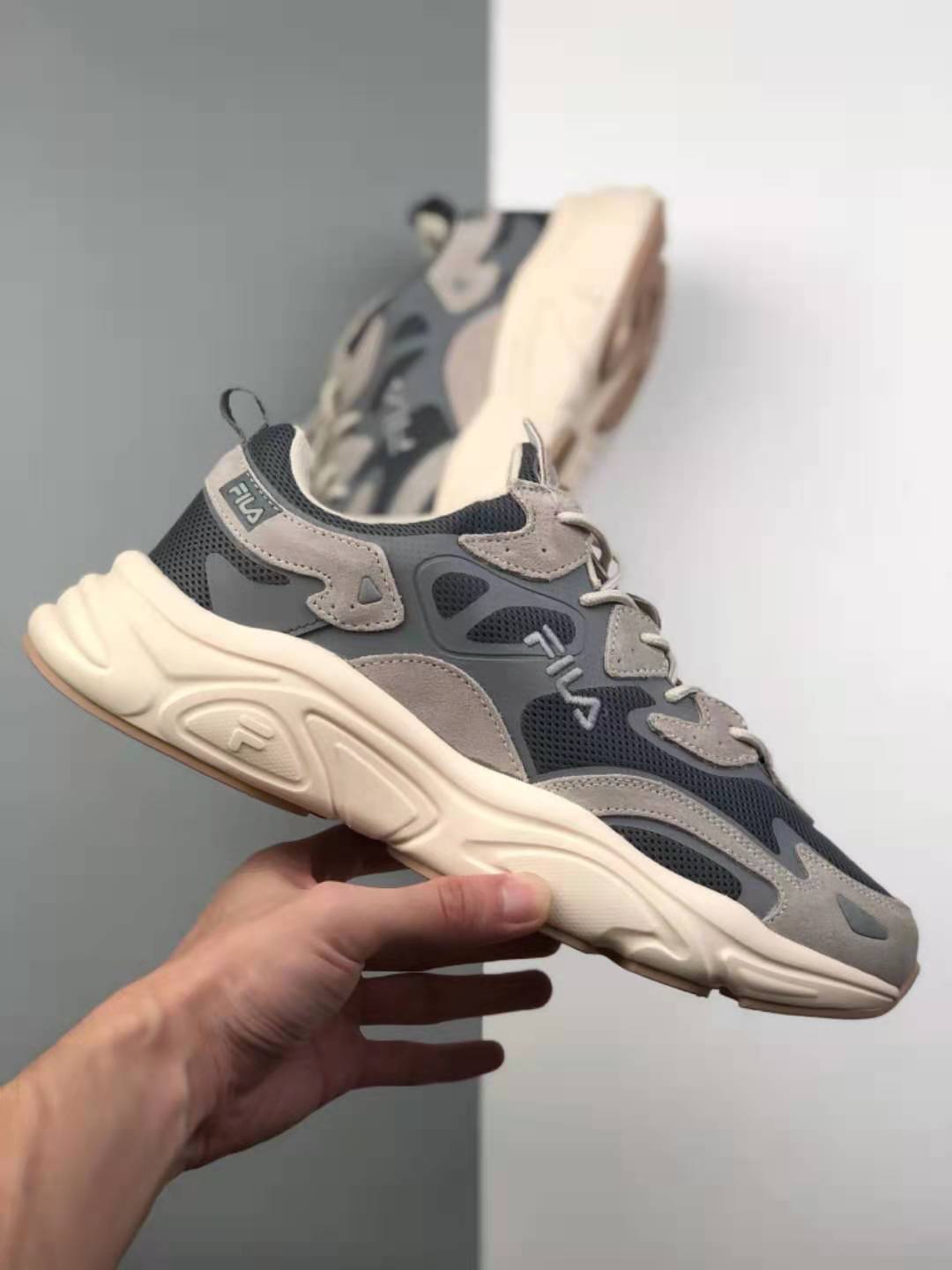 FILA Vintage Sports Martian Daddy Shoes F12W111141CGT - Retro Style Footwear