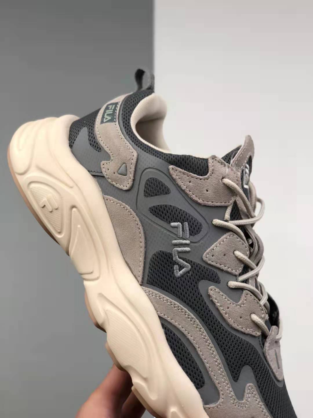 FILA Vintage Sports Martian Daddy Shoes F12W111141CGT - Retro Style Footwear