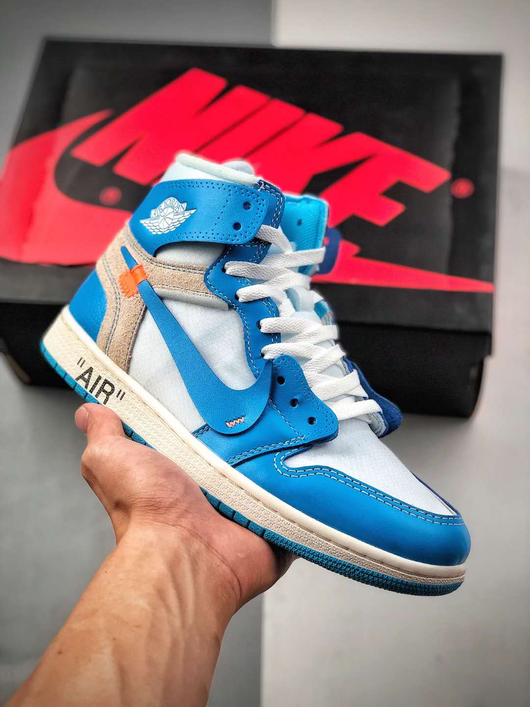 Off-White x Air Jordan 1 Retro High OG 'UNC' AQ0818-148