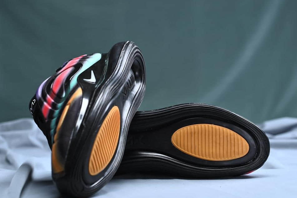 Nike Air Max 720 'Color Streaks' AO2924-023 - Supreme Comfort & Vibrant Design