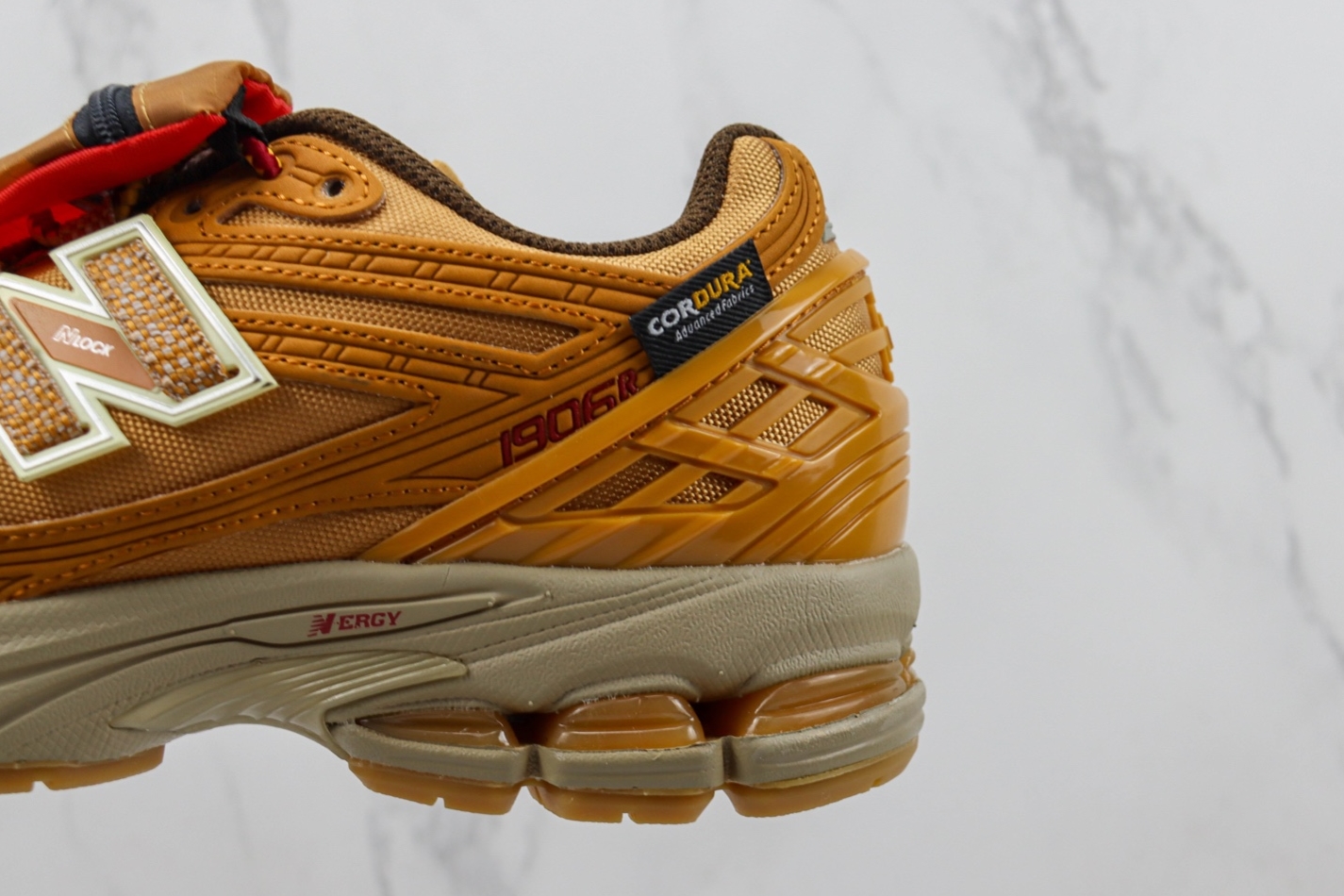 New Balance 1906R Cordura Pouch - Vintage Wheat M1906ROB | Durable and Stylish Accessories
