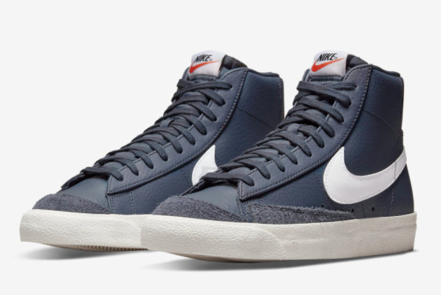 Nike Blazer Mid '77 Vintage 'Thunder Blue' BQ6806-401: Classic Style in Thunder Blue/Sail-White.