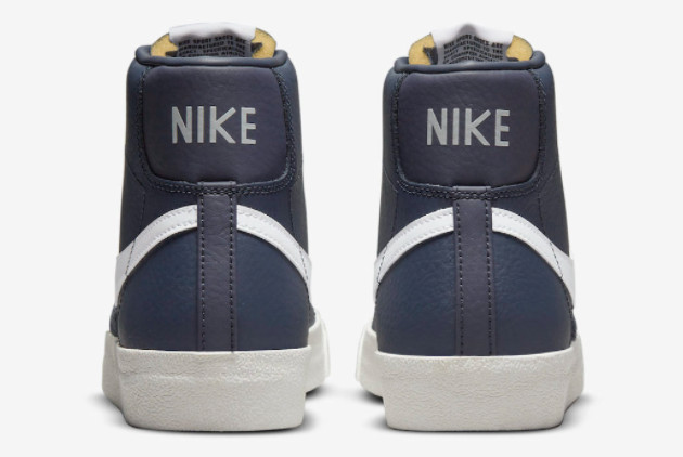 Nike Blazer Mid '77 Vintage 'Thunder Blue' BQ6806-401: Classic Style in Thunder Blue/Sail-White.