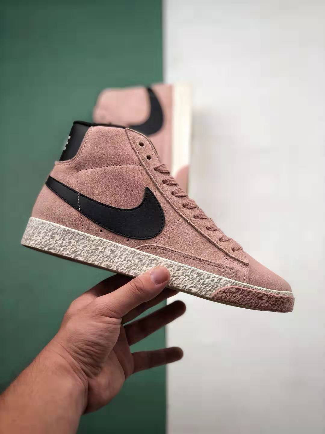 Nike Blazer Mid Vintage Diffused Blue 917862-400: Classic Style for Men and Women