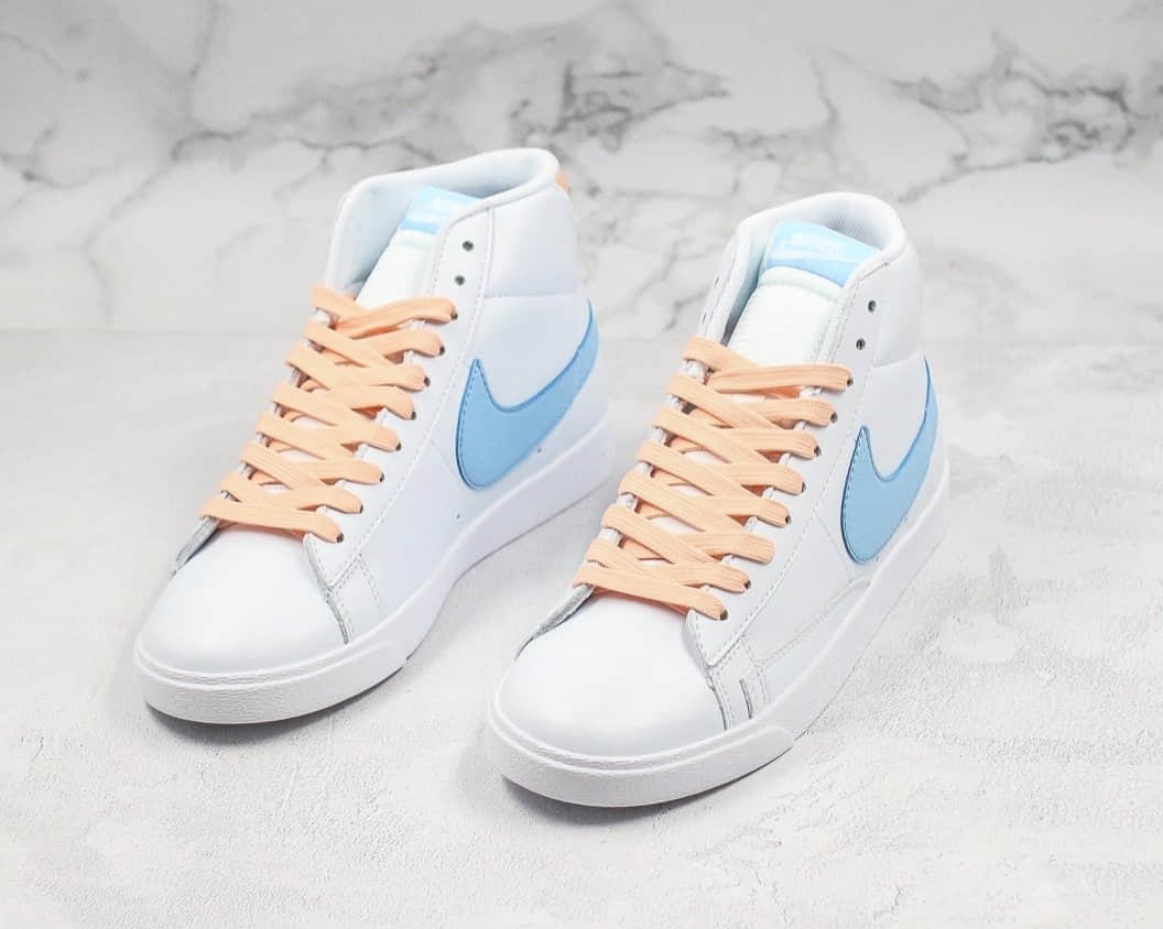 Nike Blazer Mid Vintage Sued White Psychic Blue Sunset Haze 917862 604 - Classic Retro Sneakers in Trendy Colorway