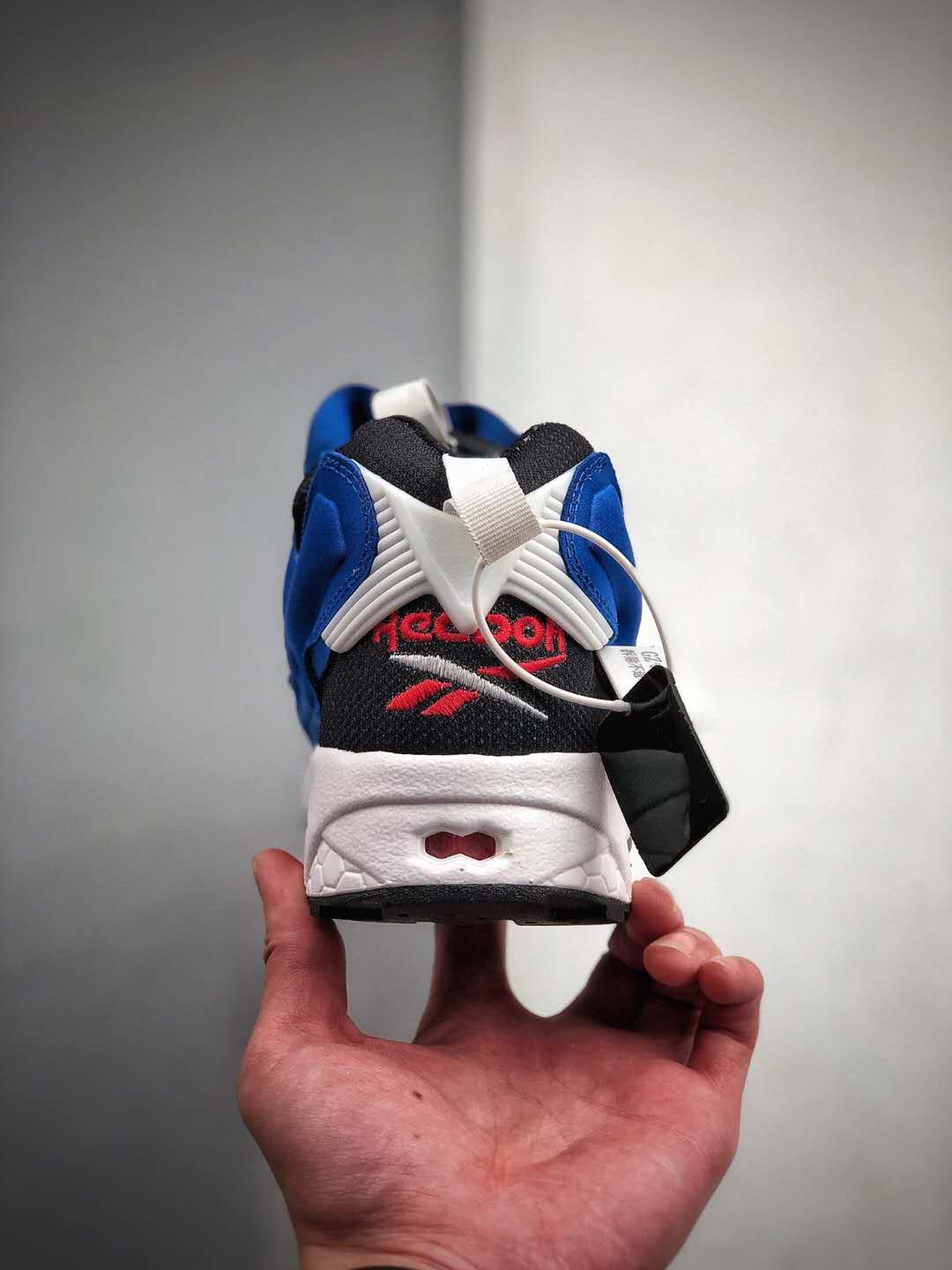 Reebok InstaPump Fury OG 'Tricolor' M40934 - Stylish and Iconic Sneakers