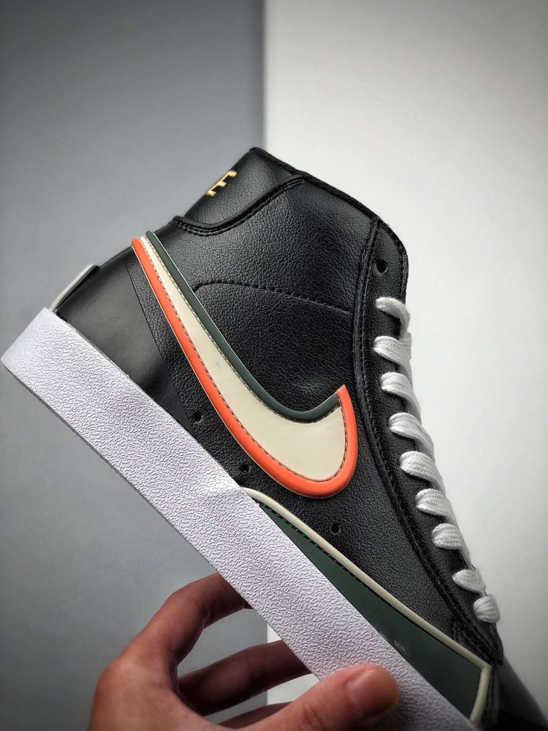 Nike SB Blazer Mid 77 VNTG Suede Mix Black Color Drop - 853506