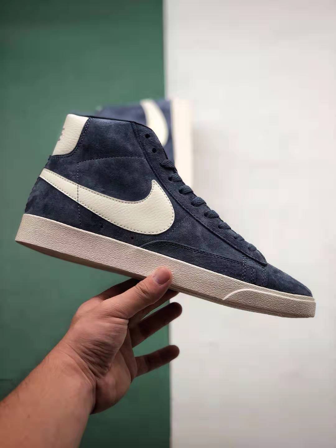 Nike Blazer Mid Vintage Suede 'Particle Pink' 917862-601 - Stylish Retro Sneakers