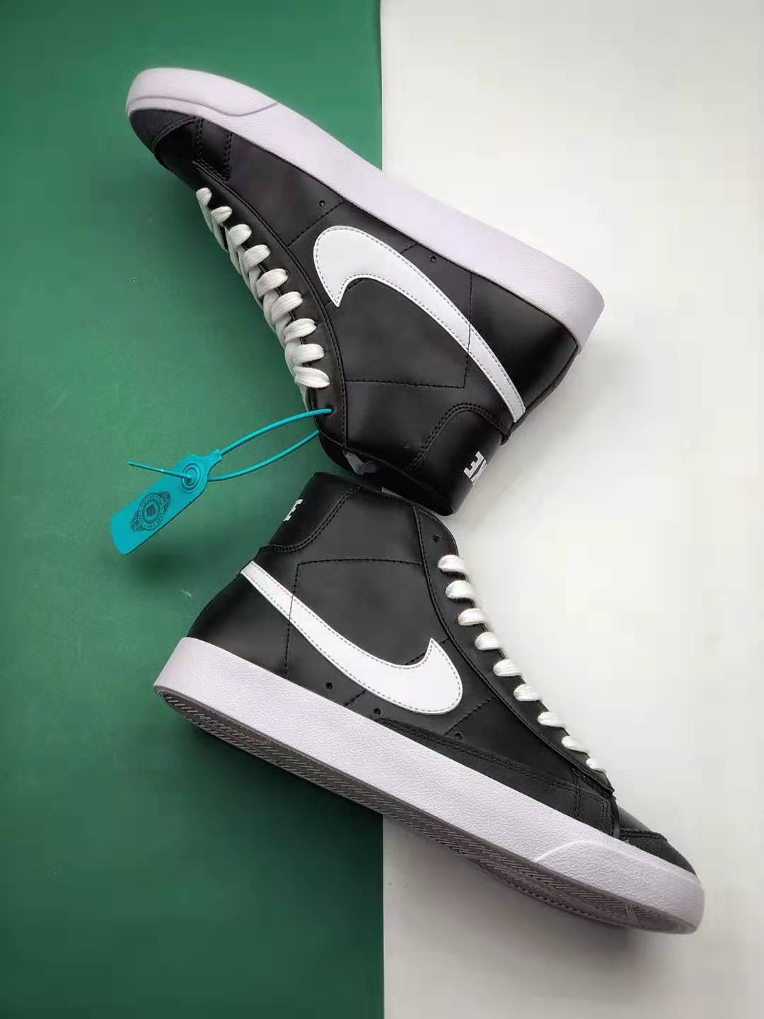 Nike Blazer Mid 77 Vintage Black Canvas White CD8238-001: Classic Style and Unmatched Comfort - Buy Online Now!