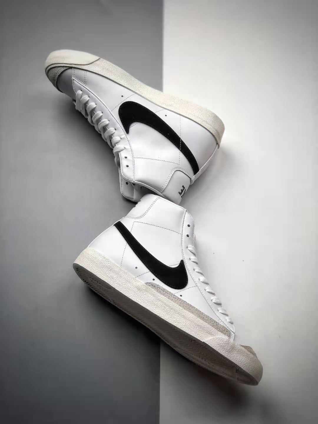 Nike Blazer Mid '77 Vintage 'White Black' - BQ6806-100: Classic Style and Timeless Design for Men's Sneakers