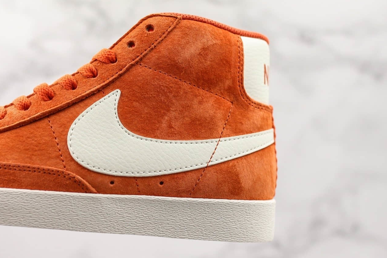 Nike Blazer Mid 77 Suede Vintage Red White 917862 800 - Premium Retro Design for Stylish Sneaker Enthusiasts