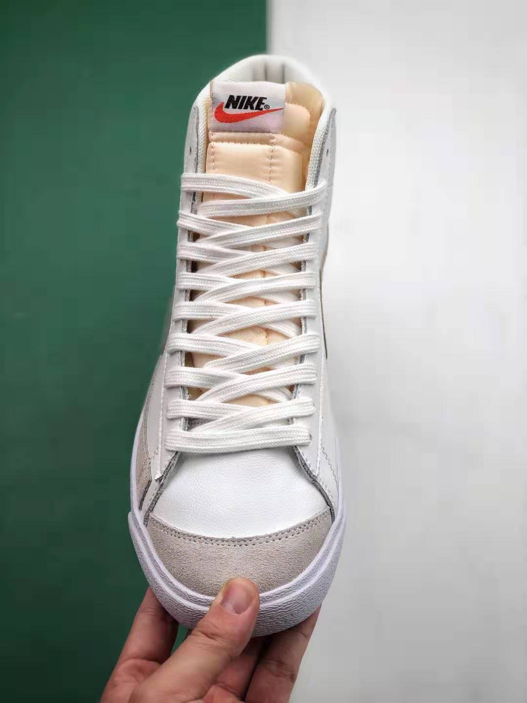 Nike Blazer Mid Vintage 'Snakeskin Swoosh' CI1176-101 - Stylish and On-Trend Sneakers