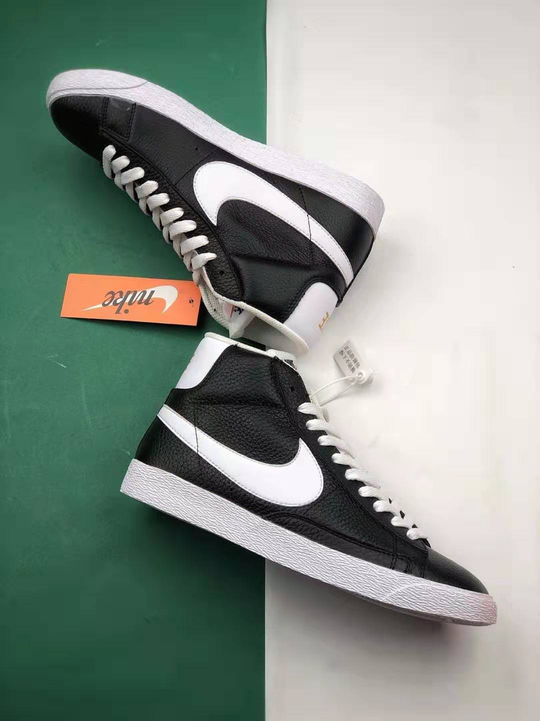 Nike SB Blazer Mid Leather Vintage Black Running Shoes 525366-002 | Shop now for stylish and comfortable sneakers!