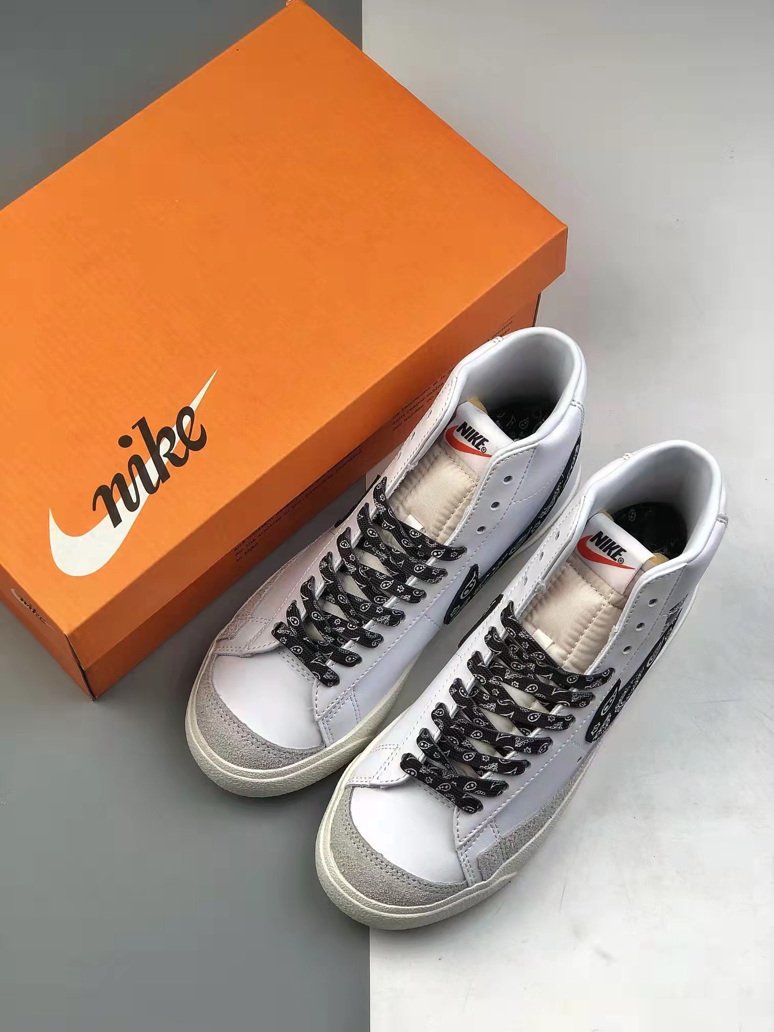 Nike Blazer Mid 77 Vintage 'White Black' CZ1055-100 - Classic Style and Enduring Quality