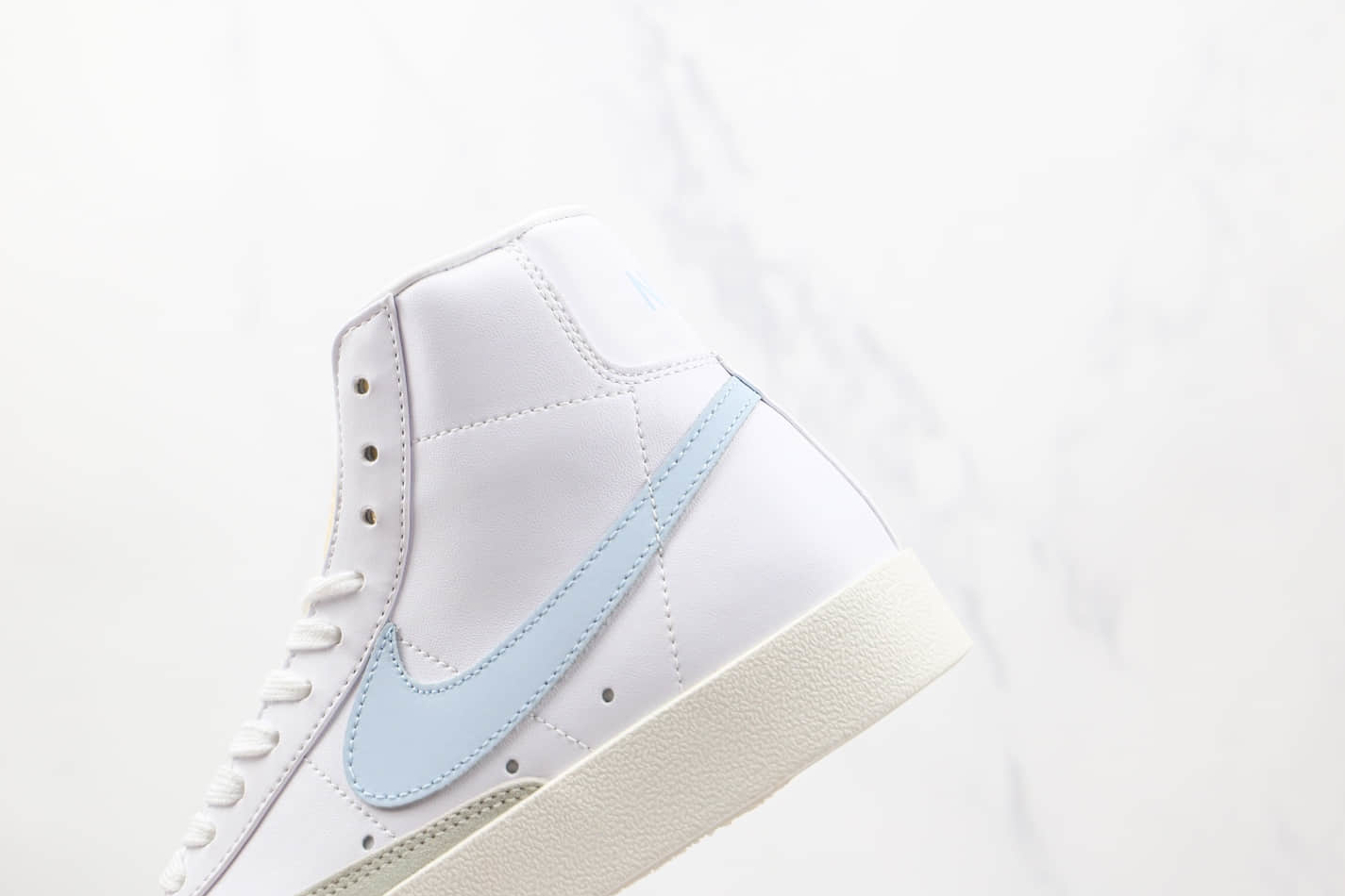 Nike Blazer Mid '77 Vintage 'Celestine Blue' BQ6806-109 – Stylish Retro Sneakers for Men and Women